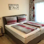 Haus Marjanne 3* 니데라우