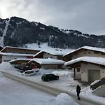 Aparthotel Haus Marjanne 3*