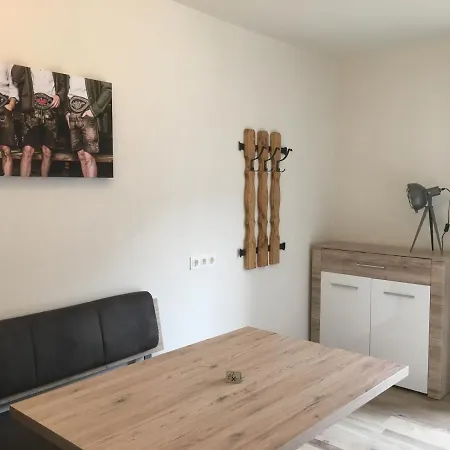 Haus Marjanne Apart Otel Niederau