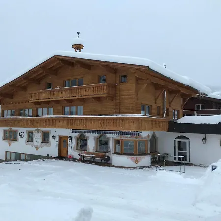 Haus Marjanne 3* Niederau