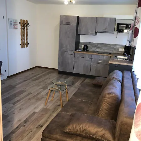 Lägenhetshotell Haus Marjanne 3*