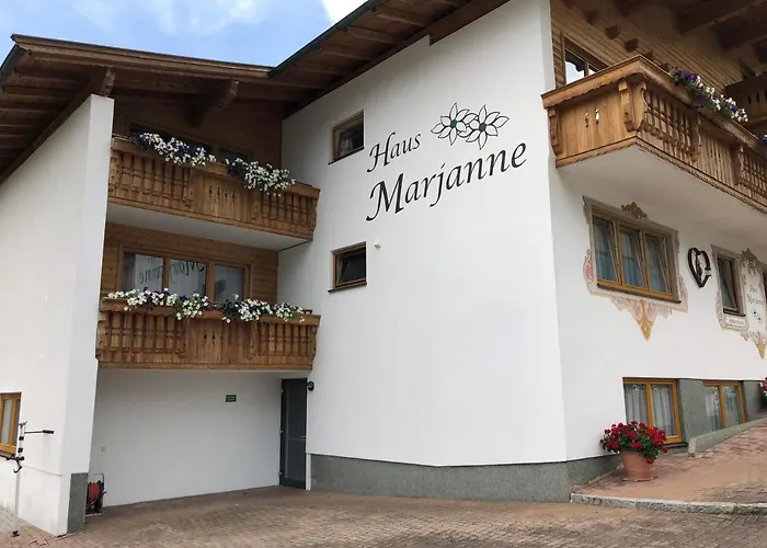 Haus Marjanne 3* Niederau